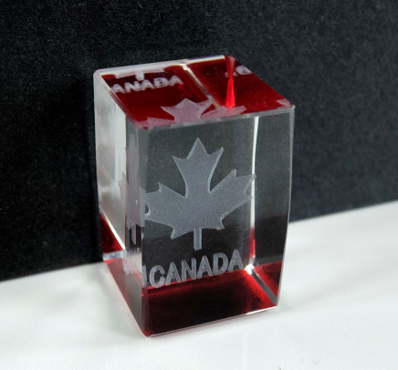 Crystal Block - Canada Maple Leaf