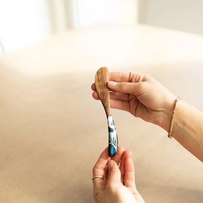 Acacia Cheese Spreader