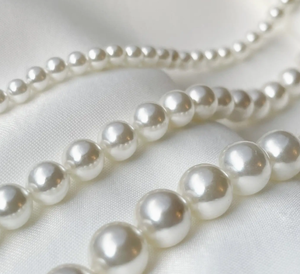 Shell Pearl Necklace 18"