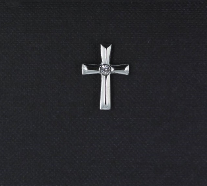 Cross with crystal pin