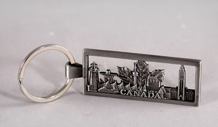 Canada Keychain - Silver Pewter