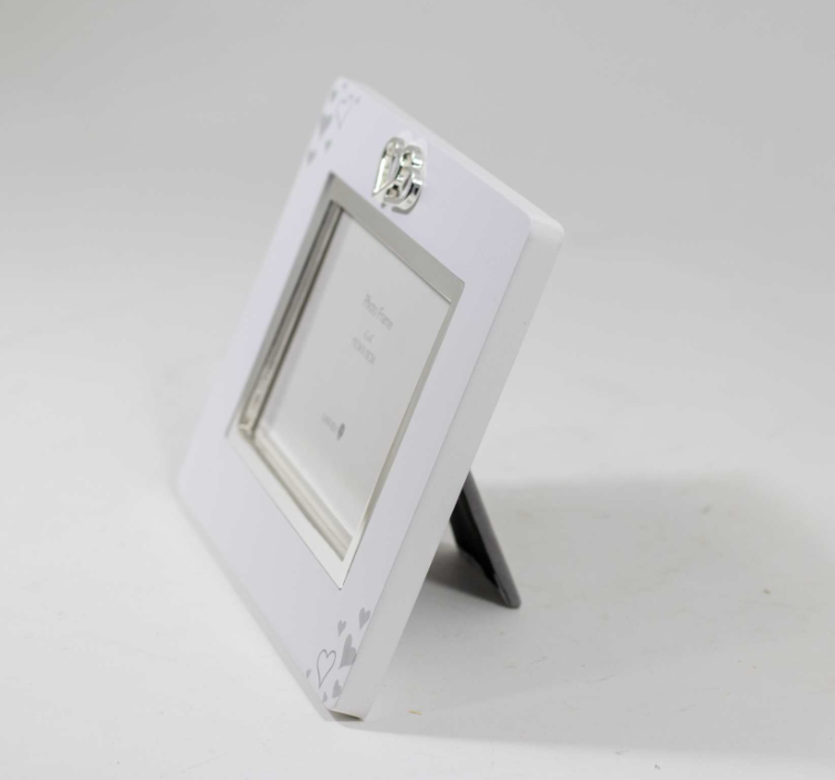 White Double Heart Frame - 6"x4"