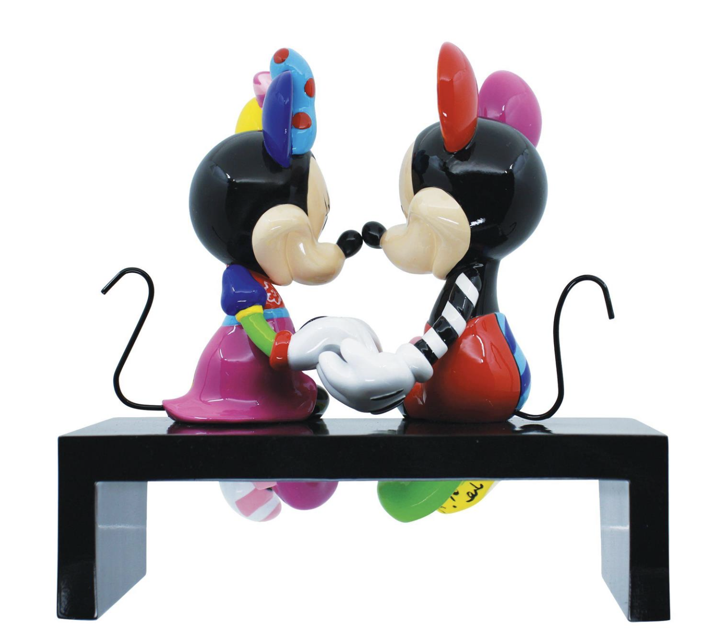 DSBRT Mickey & Minnie Love Fig