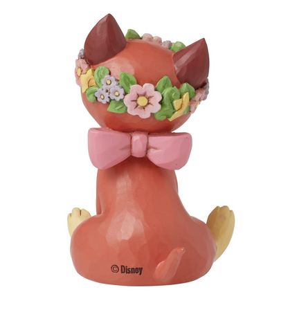 Dinah Mini Figurine