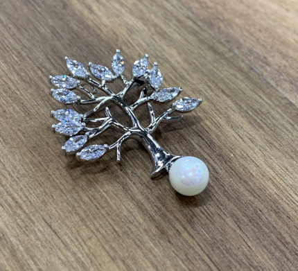 Tree Broach with Pearl